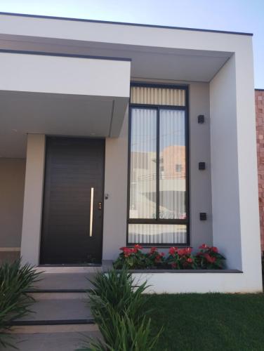 Portas Pivotantes
